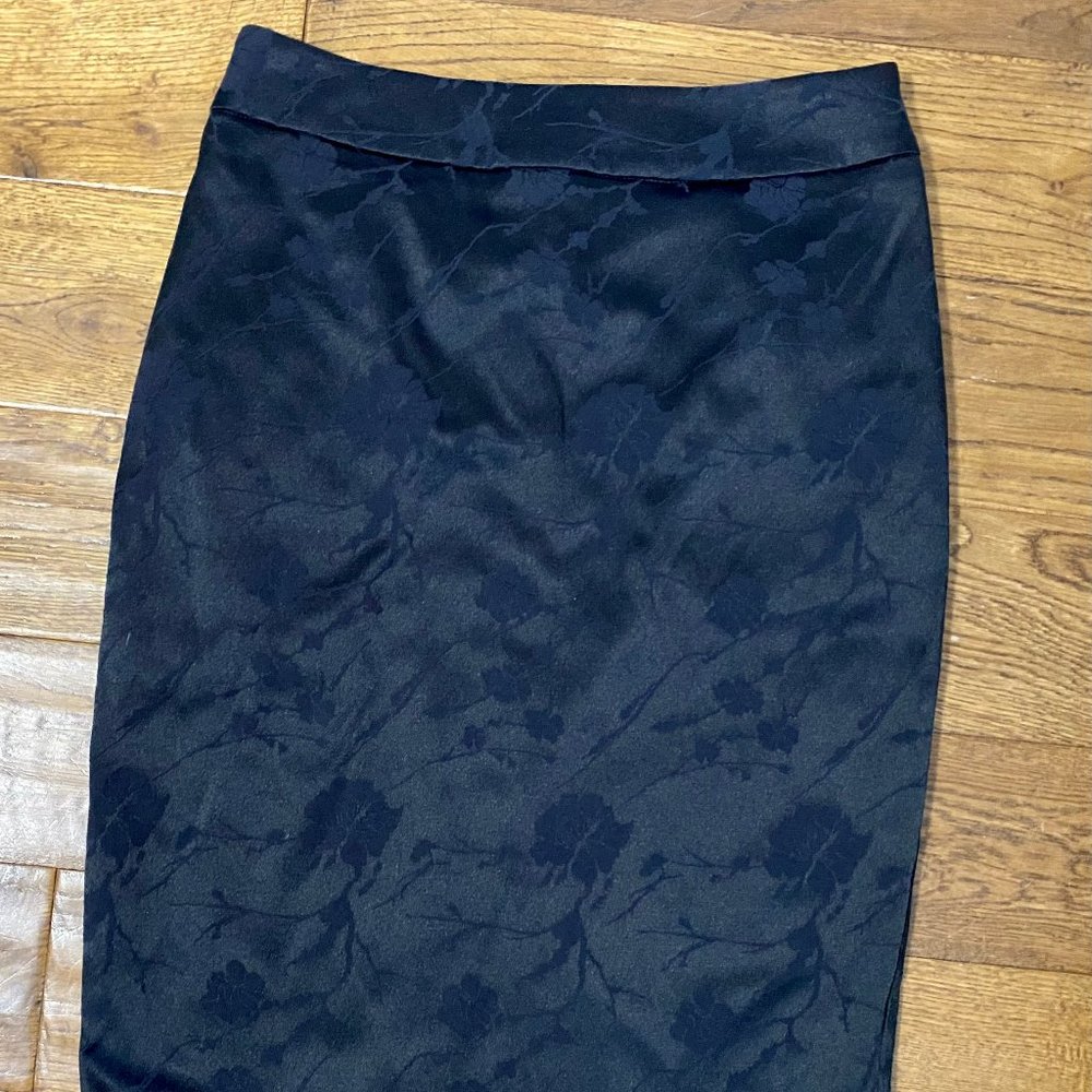 Black Floral Print Silky Pencil Skirt